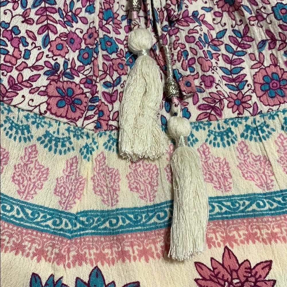 America Eagle boho pink and tan hues Romper - Picture 8 of 8
